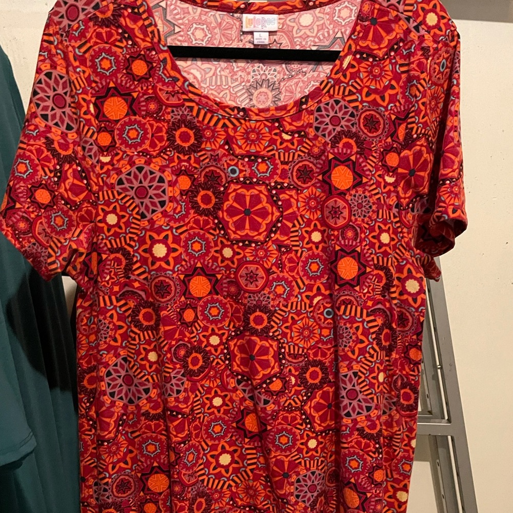 EUC LuLaRoe Carly!